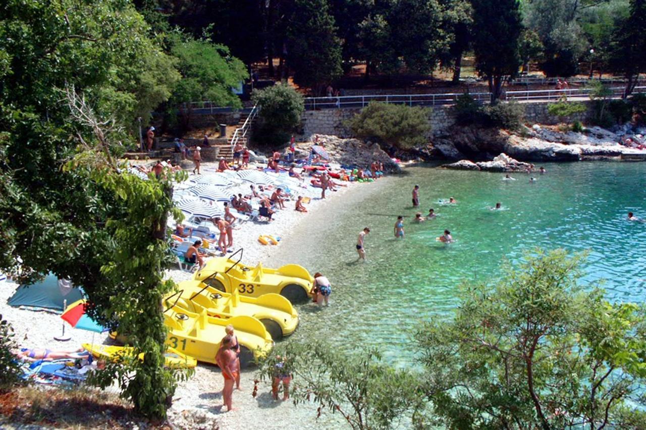 Apartments With A Parking Space Rabac, Labin - 7410 Esterno foto