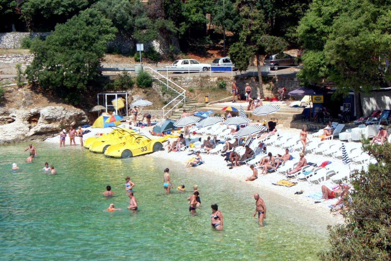 Apartments With A Parking Space Rabac, Labin - 7410 Esterno foto