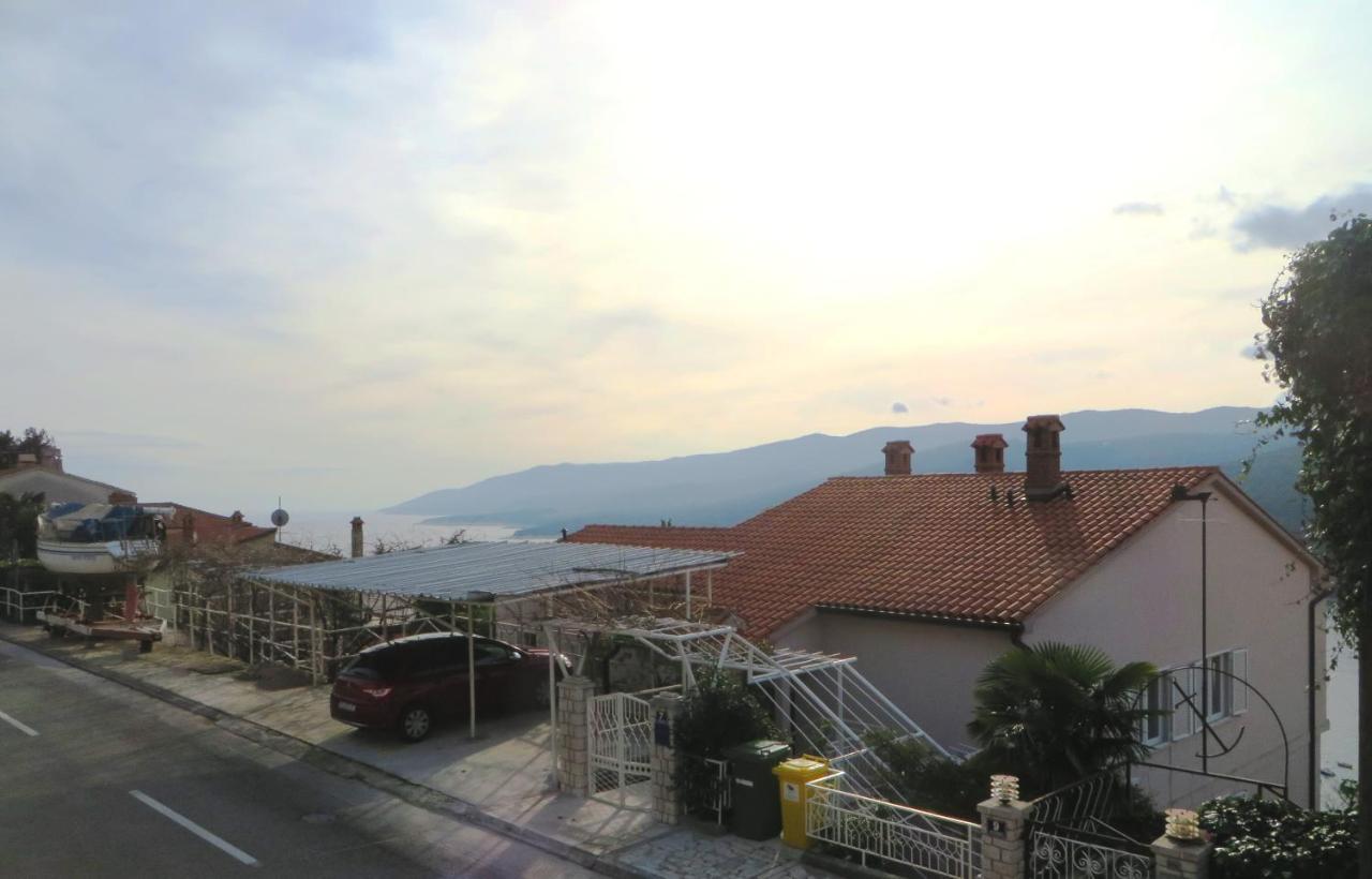 Apartments With A Parking Space Rabac, Labin - 7410 Esterno foto