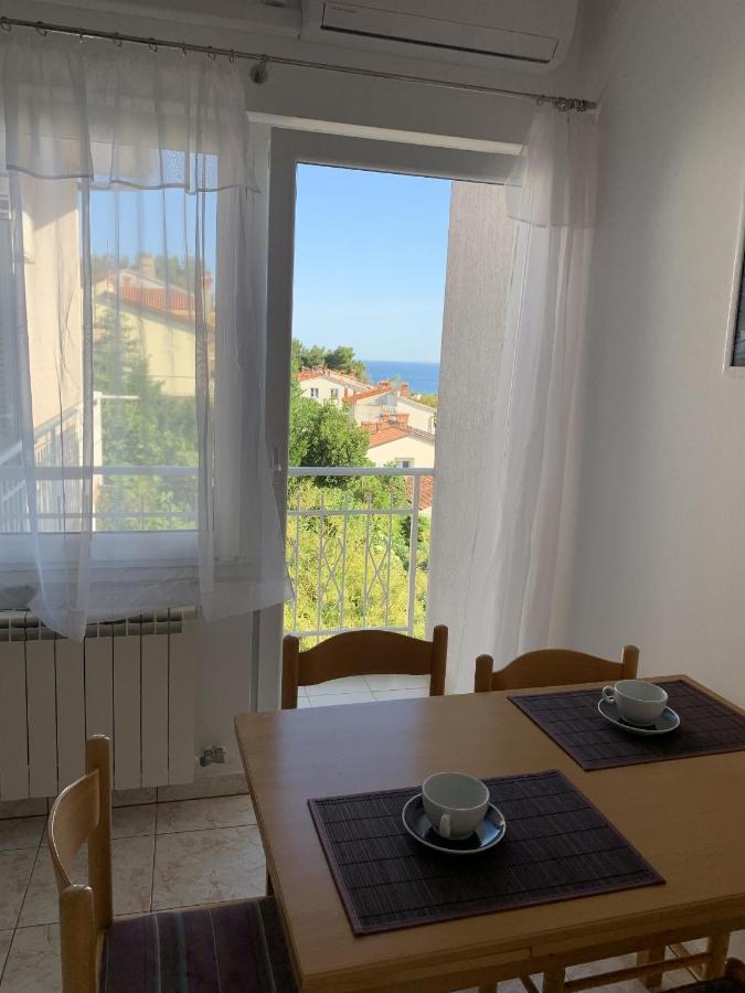 Apartments With A Parking Space Rabac, Labin - 7410 Esterno foto