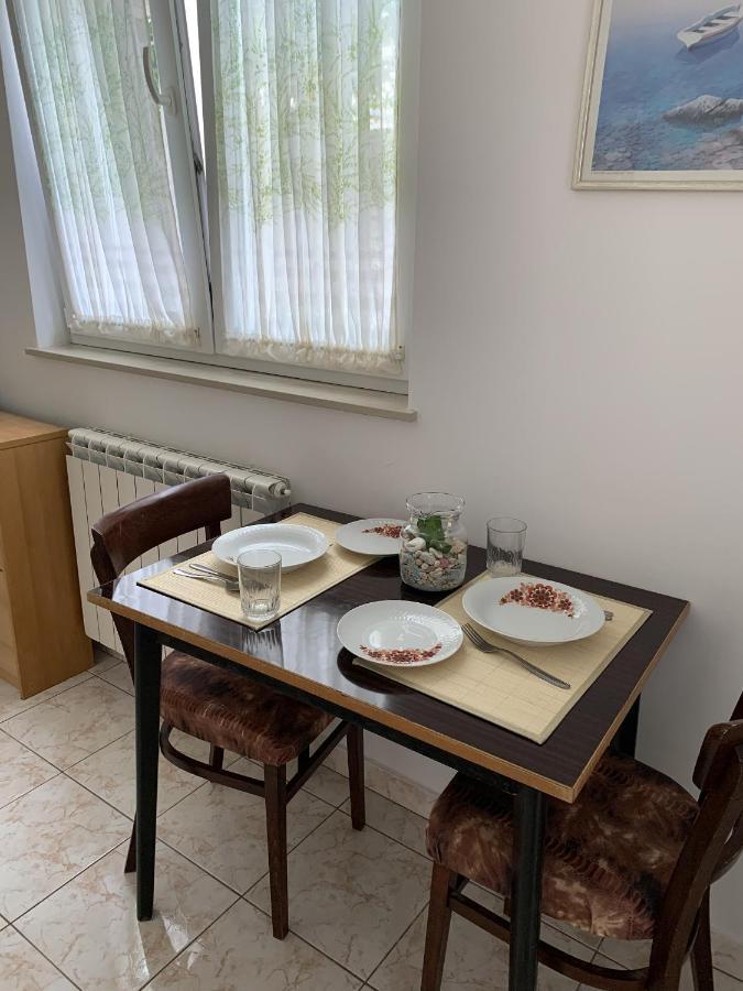 Apartments With A Parking Space Rabac, Labin - 7410 Esterno foto